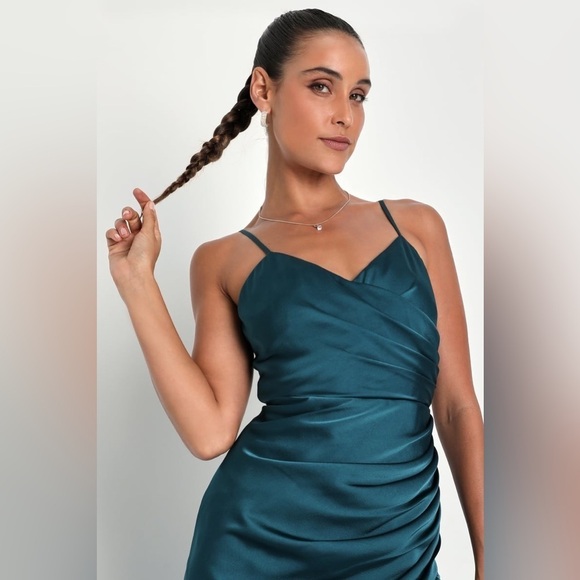 ⚫️ LULUS Glamorous Persona Teal Satin Pleated Sleeveless Tulip Maxi Dress - Picture 6 of 10